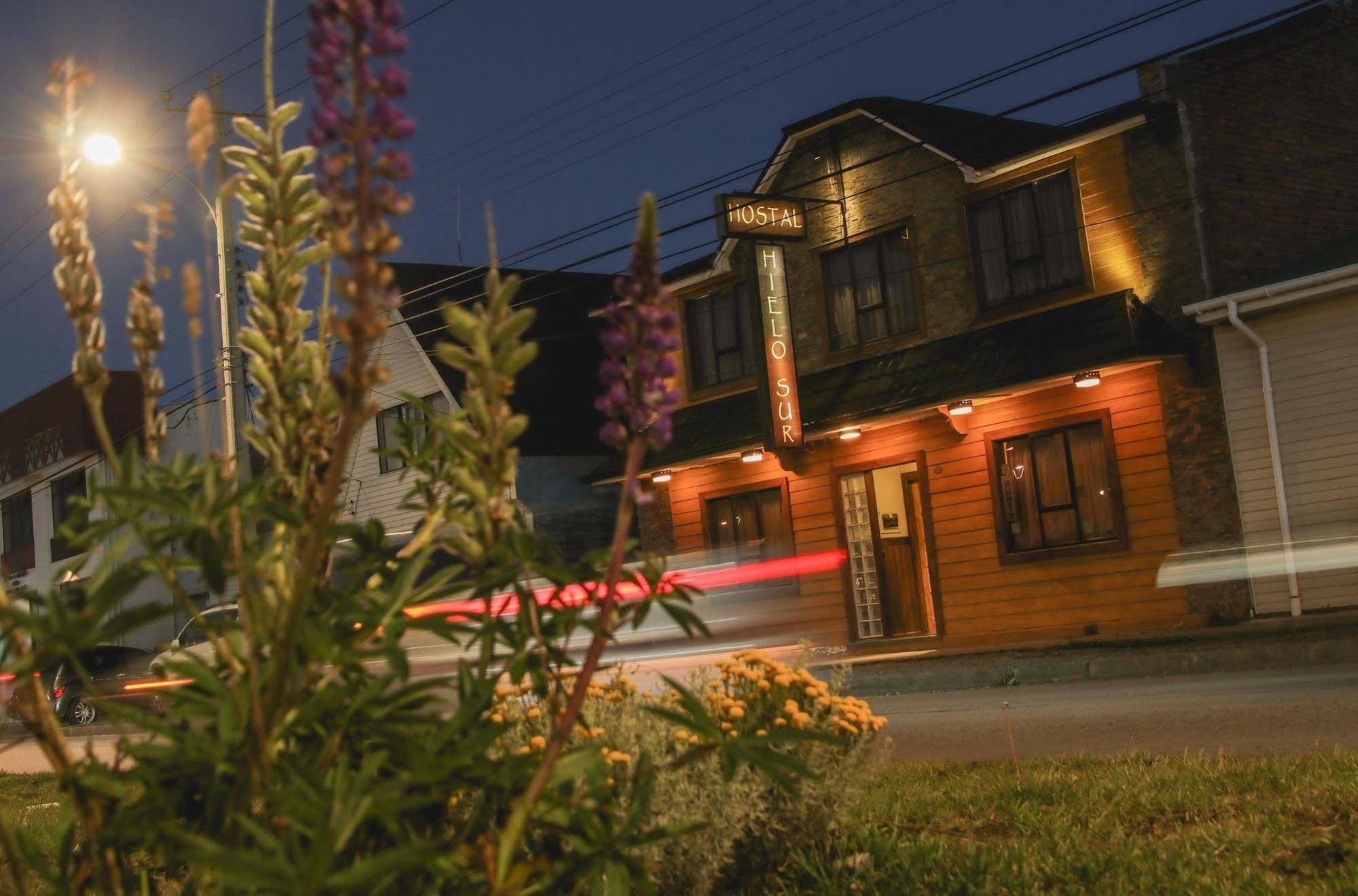 Hostal Hielo Sur Punta Arenas Exterior photo