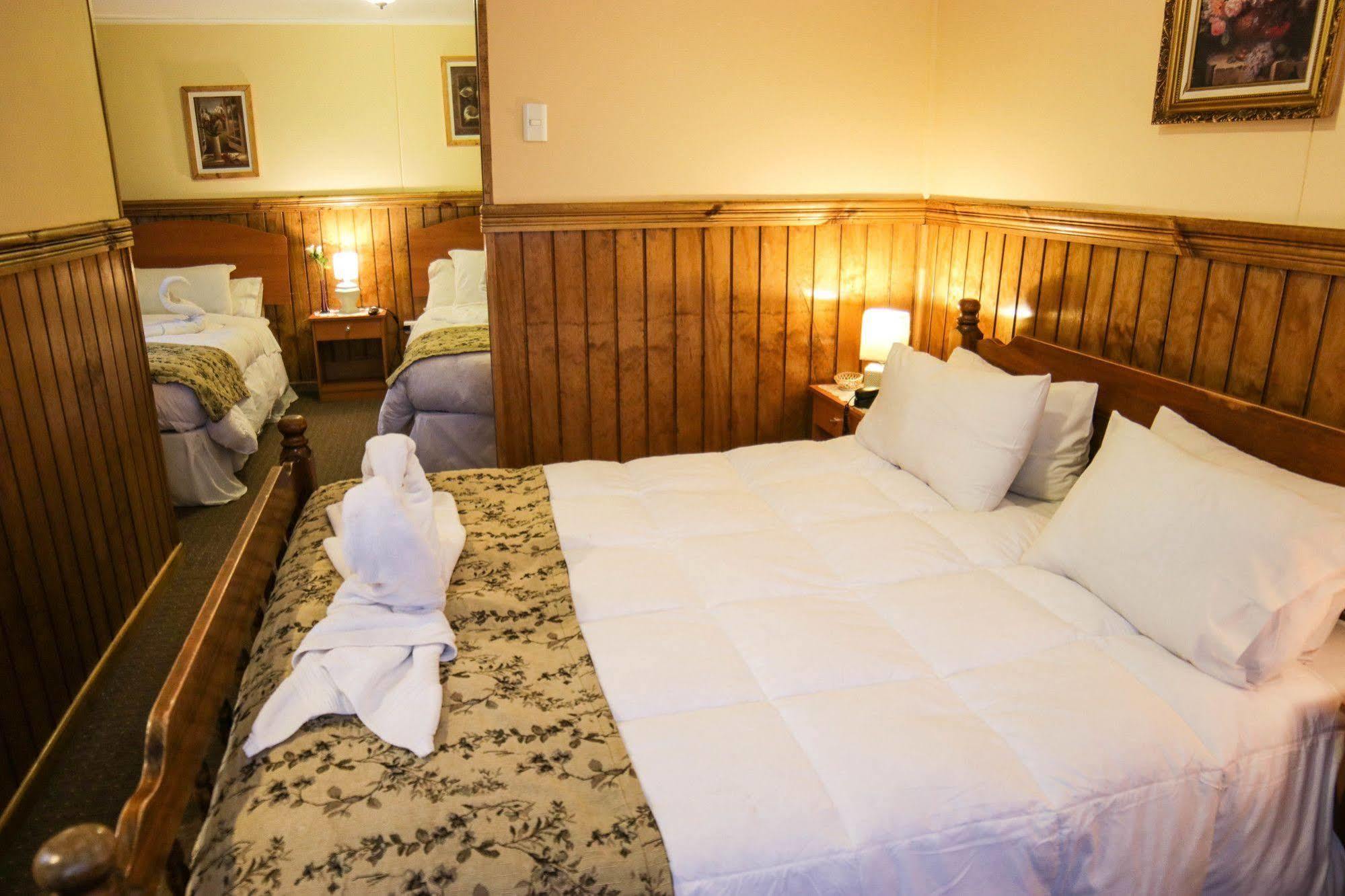 Hostal Hielo Sur Punta Arenas Exterior photo